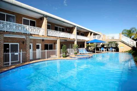 The Hermitage Motel - Campbelltown - Darwin Tourism 0