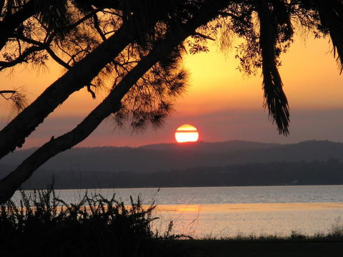 The Jetty Cabin Lakeside - Darwin Tourism 0