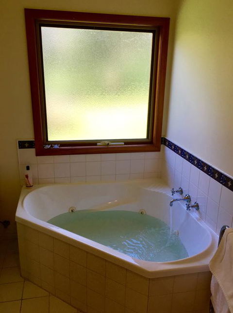 The Orchard Luxury Accommodation - Darwin Tourism 3