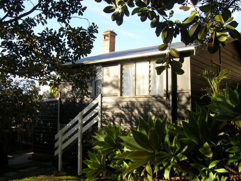 The Tree House, 6 Gowing Street - Darwin Tourism 2