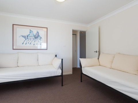 The Whale Watcher', 1/6 Birubi Lane - Waterfront Unit With Stunning Views, Level Access - Darwin Tourism 1