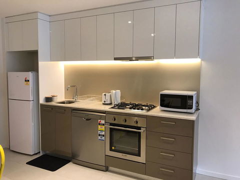 Ther-Rich Apartment - Darwin Tourism 1