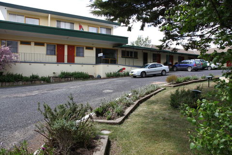Titania Motel - Darwin Tourism 1