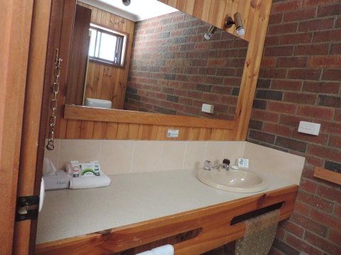 Tooleybuc Country Roads Motor Inn - Darwin Tourism 1