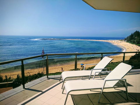 Toowoon Bay Beachfront Apartment - Darwin Tourism 0