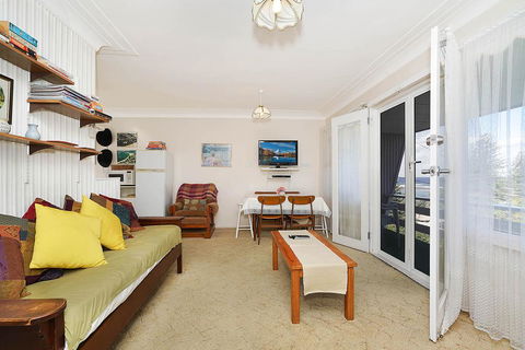 Toowoon Bay Beachside Unit, Unit 4 - Darwin Tourism 2