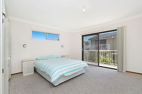 Toowoon Bay Townhouse, Unit 6 - Darwin Tourism 3