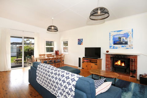 Triangulo @ Culburra - Pet Friendly - 2 Mins To Beach - Darwin Tourism 0