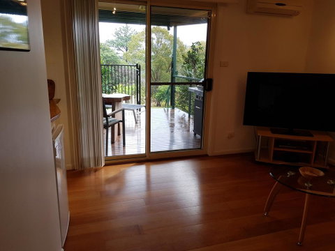Tropical Coast Retreat - Pet Friendly - Darwin Tourism 1