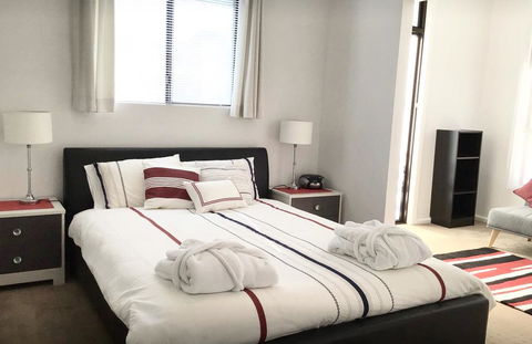 Tullamore - Close To Hobart Airport And Beaches - Darwin Tourism 0