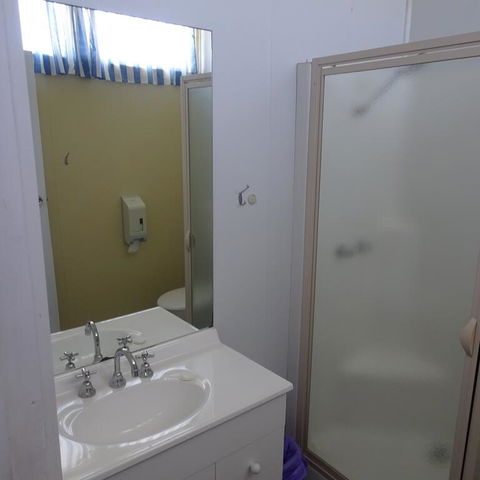 Turn-in Motel - Darwin Tourism 3