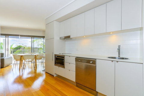 Two Bedroom Resort Apartment - Darwin Tourism 3