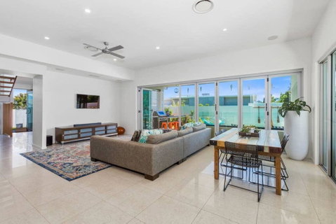 Ulladulla Family Retreat - Darwin Tourism 1