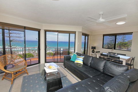 Unit 3, The Rocks, 1746 David Low Way Coolum Beach - 500 BOND - Darwin Tourism 3