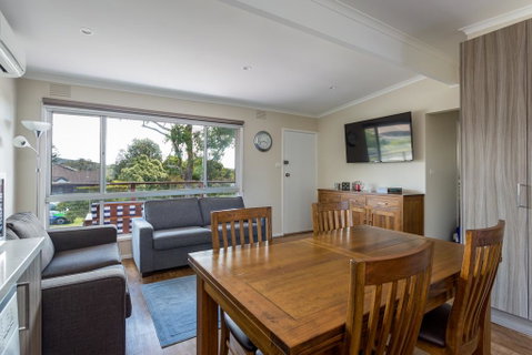 Upstairs Cottage On Beachurst - Darwin Tourism 2