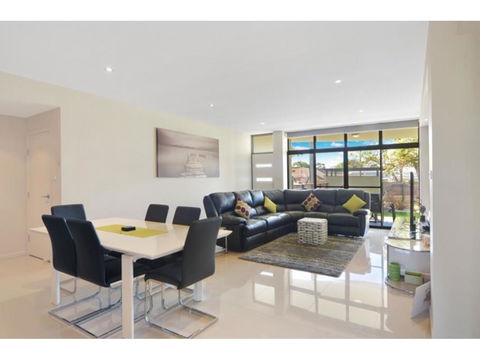 Utopia Apartment - Darwin Tourism 1