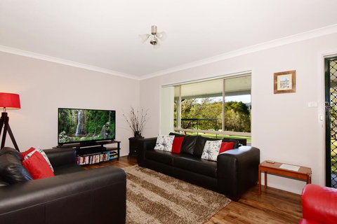 Valley Haven - 3 Bedrooms Close To The Village! - Darwin Tourism 3