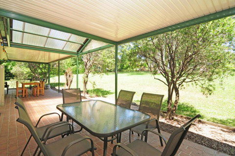 Valley Haven - 3 Bedrooms Close To The Village! - Darwin Tourism 2