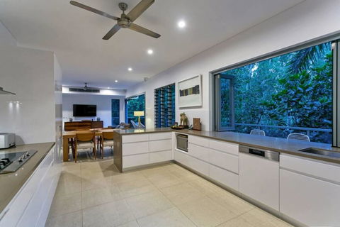Veldree Palm Cove Rainforest Views,Privacy,Close To The Beach And Restaurants - Darwin Tourism 2
