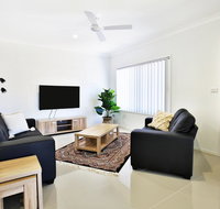 Villa Mare  Culburra - 4 Mins to Beach - Darwin Tourism