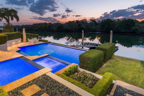 Waterfront Home / Amazing Place To Be - Darwin Tourism 1