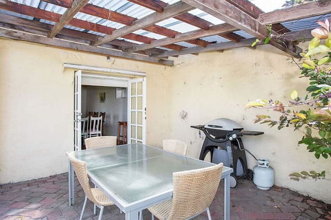 Plummers Mill - Central Townhouse - Darwin Tourism 6