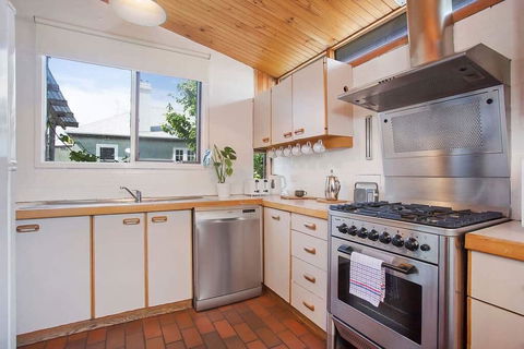 Plummers Mill - Central Townhouse - Darwin Tourism 2