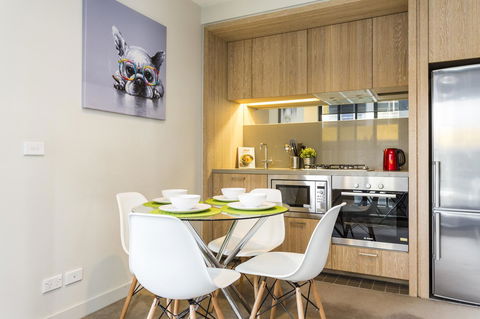 Complete Host 50 Claremont St Apartments - Darwin Tourism 14