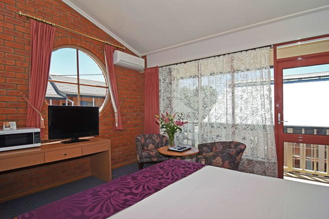 Main Lead Ballarat Motel - Darwin Tourism 9