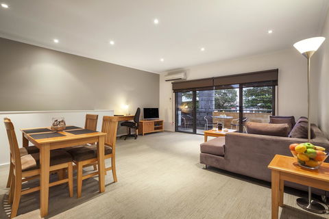 Quest Warrnambool - Darwin Tourism 4