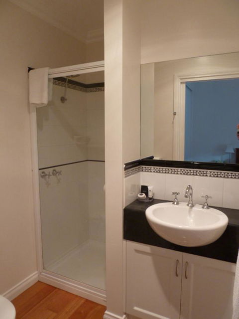 Beechwood Apartment - Darwin Tourism 8