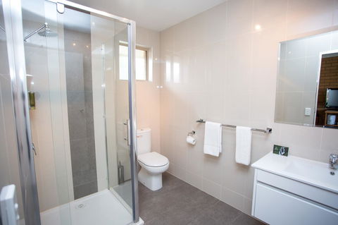 Blue Whale Motor Inn & Apartments - Darwin Tourism 15