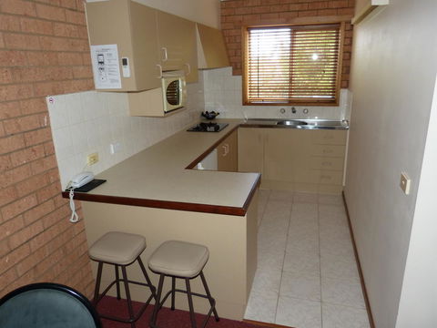 Blue Whale Motor Inn & Apartments - Darwin Tourism 25