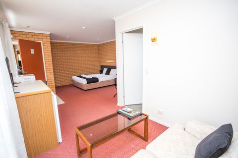 Blue Whale Motor Inn & Apartments - Darwin Tourism 8