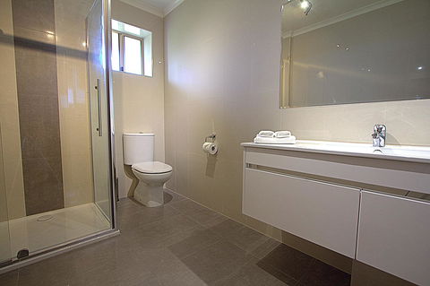 Blue Whale Motor Inn & Apartments - Darwin Tourism 32