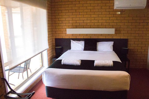 Blue Whale Motor Inn & Apartments - Darwin Tourism 4