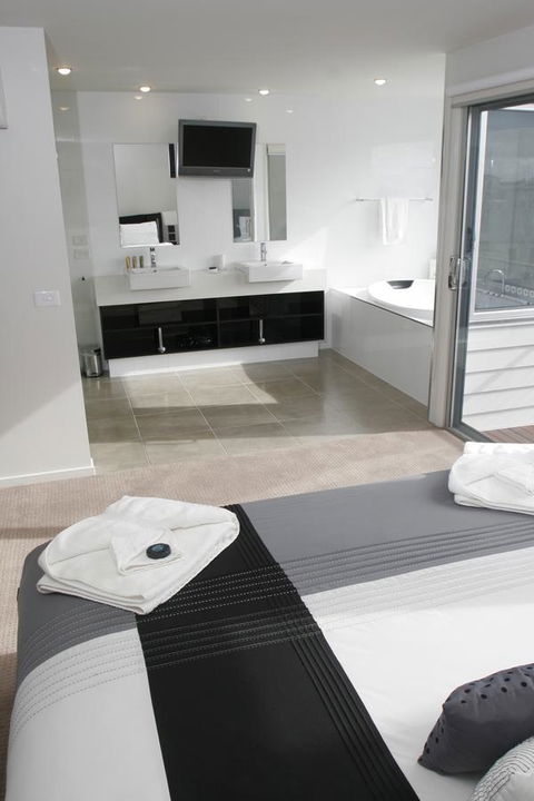 104 On Merri Apartments - Darwin Tourism 5