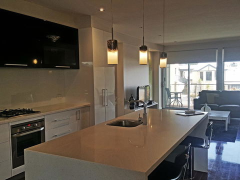 104 On Merri Apartments - Darwin Tourism 21