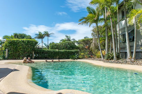 The Retreat Beach Houses - Darwin Tourism 2