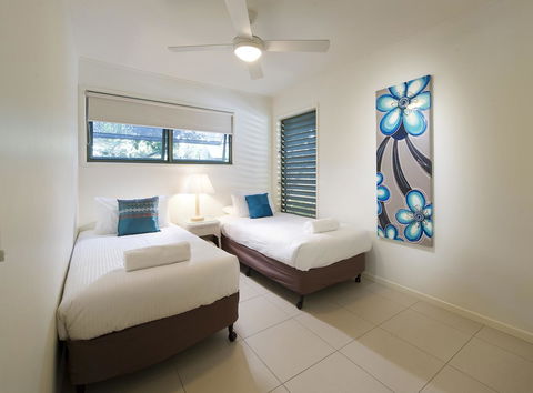 The Retreat Beach Houses - Darwin Tourism 12