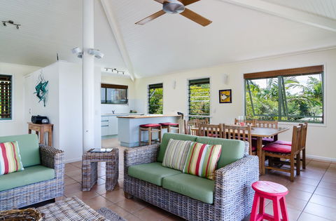 The Retreat Beach Houses - Darwin Tourism 20