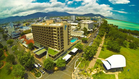 Pacific Hotel Cairns - Darwin Tourism 28