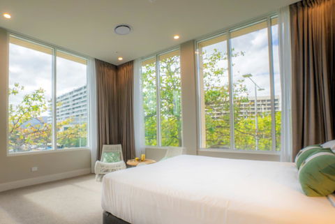 Pacific Hotel Cairns - Darwin Tourism 22