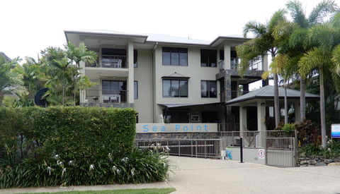 Sea Point On Trinity Beach - Darwin Tourism 28