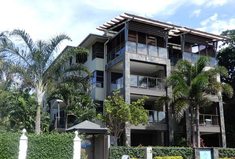 Sea Point On Trinity Beach - Darwin Tourism 33