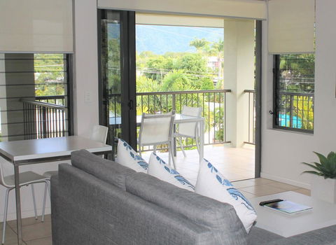 Sea Point On Trinity Beach - Darwin Tourism 17