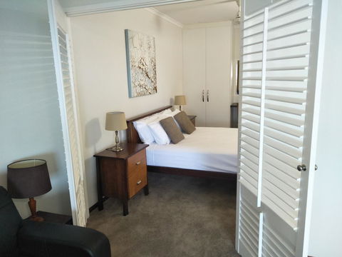Airlie Seaview Apartments - Darwin Tourism 3