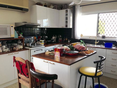 XYL Pets Friendly Seaside Boutique Guesthouse - Darwin Tourism 2