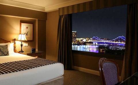 Stamford Plaza Brisbane - Darwin Tourism 23