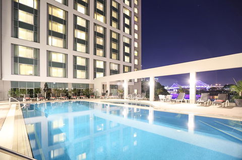 Stamford Plaza Brisbane - Darwin Tourism 2
